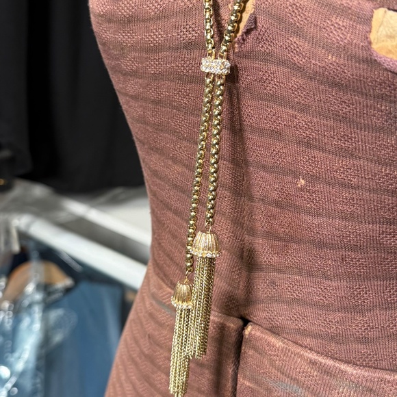 Vintage Goldtone Opera Length Tassel Necklace Rhinestone Accents - Picture 8 of 12